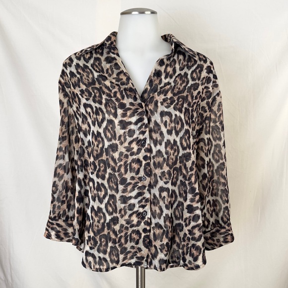 Alice + Olivia Tops - Alice + Olivia Leopard Print Button Down Shirt Size Large